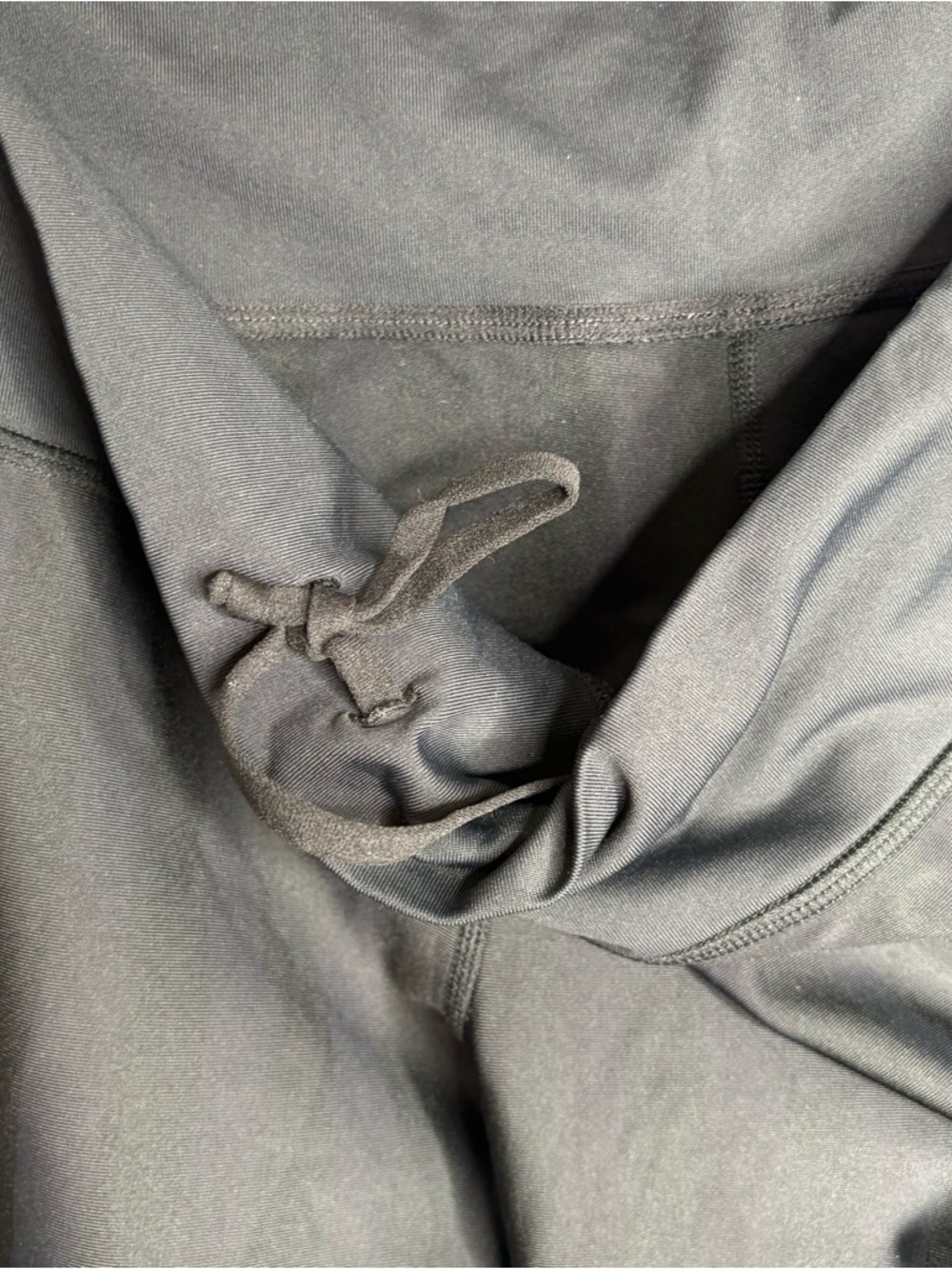 Lululemon Black Sleek Extend Crop - Picture 7 of 8